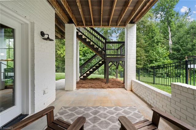 5348 Summer Hill Lane, Winston-salem, NC 27106