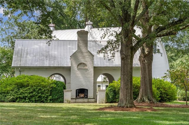 5348 Summer Hill Lane, Winston-salem, NC 27106