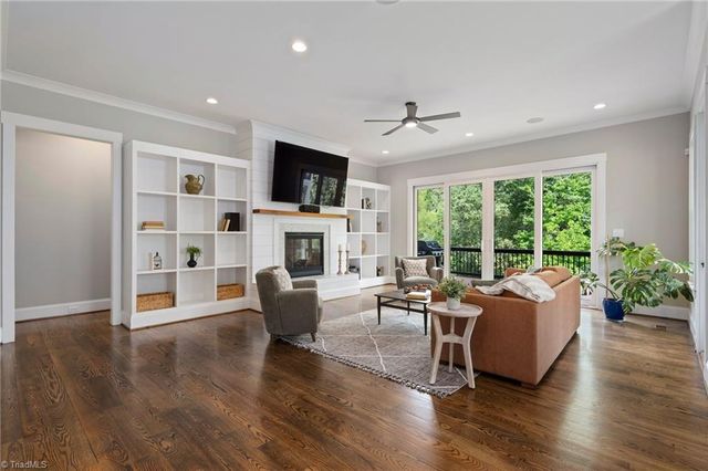 5348 Summer Hill Lane, Winston-salem, NC 27106