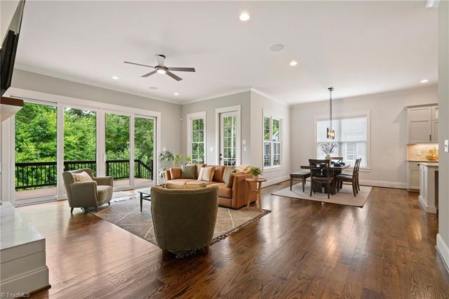 5348 Summer Hill Lane, Winston-salem, NC 27106