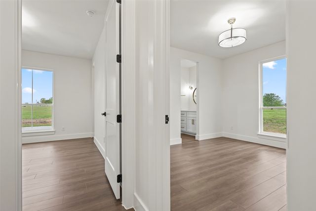 1000 Canyon Lake Road, Wills Point, TX 75169