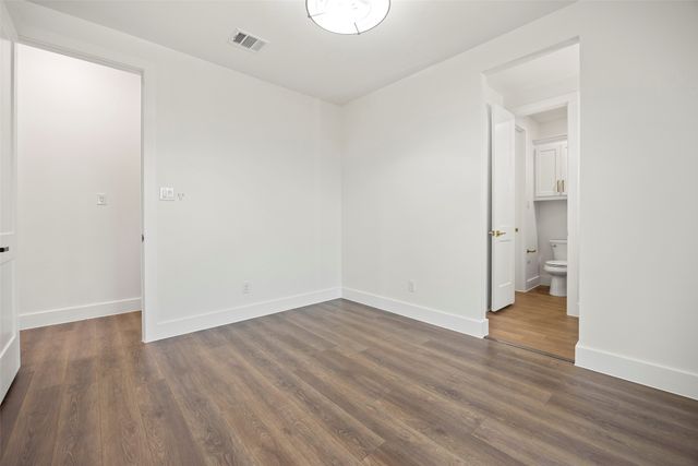 1000 Canyon Lake Road, Wills Point, TX 75169