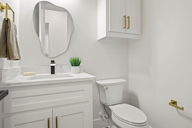 1000 Canyon Lake Road, Wills Point, TX 75169