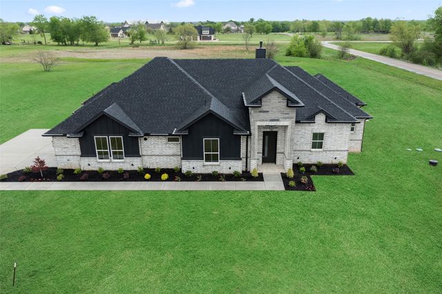 1000 Canyon Lake Road, Wills Point, TX 75169