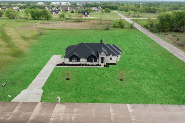 1000 Canyon Lake Road, Wills Point, TX 75169