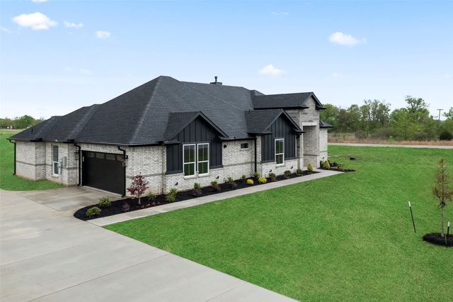 1000 Canyon Lake Road, Wills Point, TX 75169