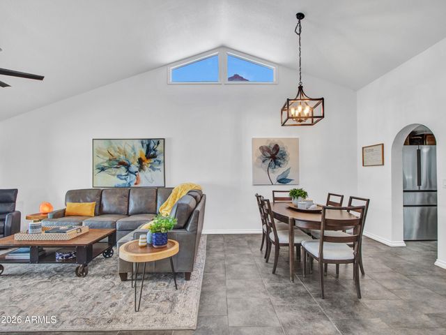 18846 N 95TH Avenue, Peoria, AZ 85382