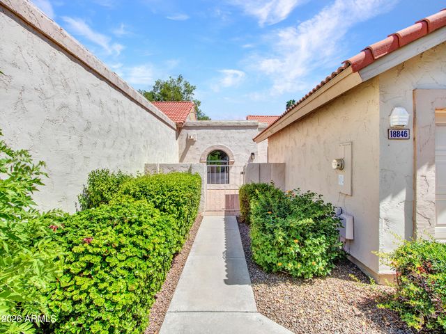 18846 N 95TH Avenue, Peoria, AZ 85382