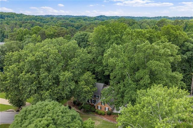 2556 Midvale Lane, Tucker, GA 30084