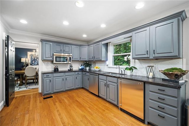 2556 Midvale Lane, Tucker, GA 30084