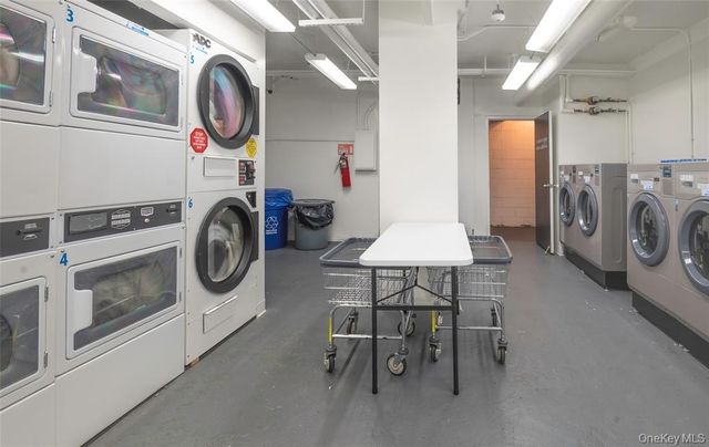 2451 38th St Apt 4A, New York City, NY 11103