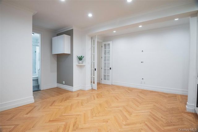 2451 38th St Apt 4A, New York City, NY 11103