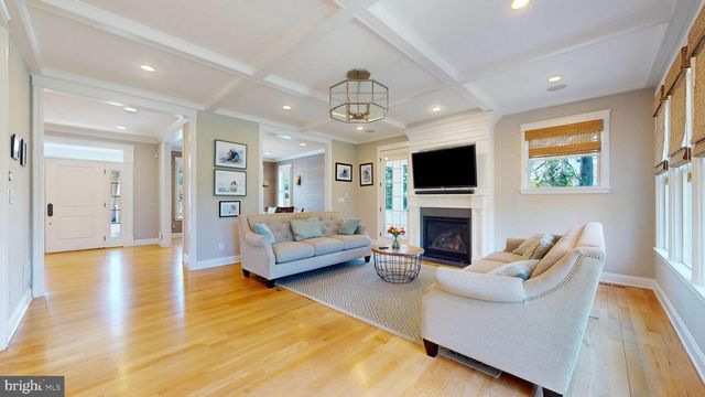 7 DELMAR AVE, Linwood, NJ 08221