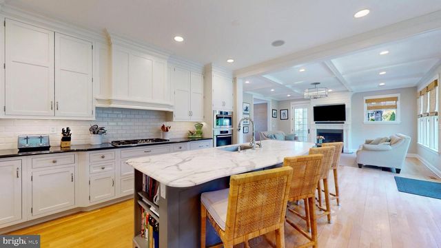 7 DELMAR AVE, Linwood, NJ 08221