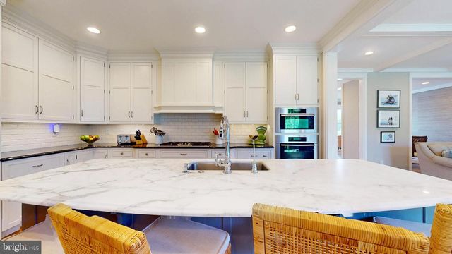 7 DELMAR AVE, Linwood, NJ 08221