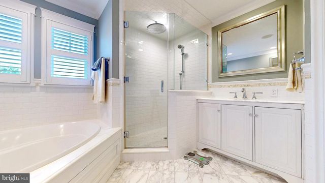 7 DELMAR AVE, Linwood, NJ 08221
