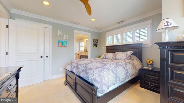 7 DELMAR AVE, Linwood, NJ 08221