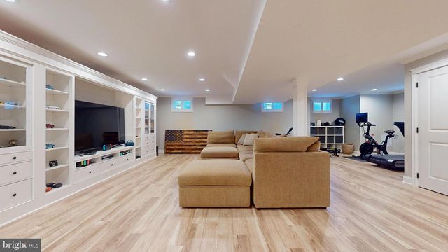 7 DELMAR AVE, Linwood, NJ 08221
