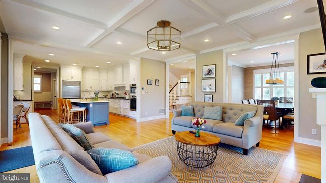 7 DELMAR AVE, Linwood, NJ 08221