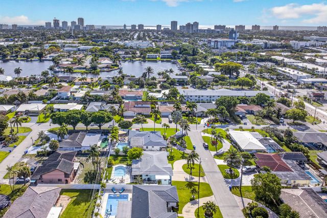 571 SE 14th Street, Pompano Beach, FL 33060