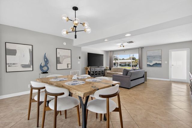 571 SE 14th Street, Pompano Beach, FL 33060