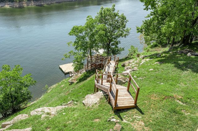1516 Paradise Camp Road, Harrodsburg, KY 40330