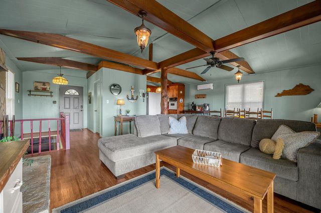 1516 Paradise Camp Road, Harrodsburg, KY 40330