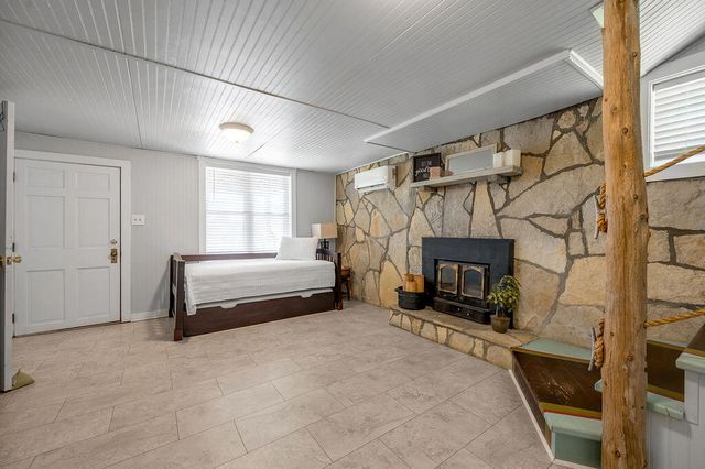 1516 Paradise Camp Road, Harrodsburg, KY 40330