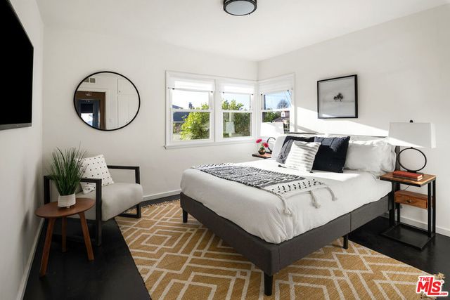 8130 Fordham Road, Los Angeles, CA 90045