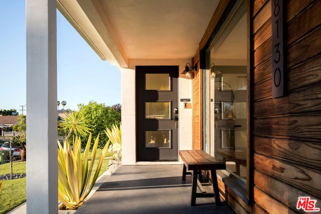 8130 Fordham Road, Los Angeles, CA 90045