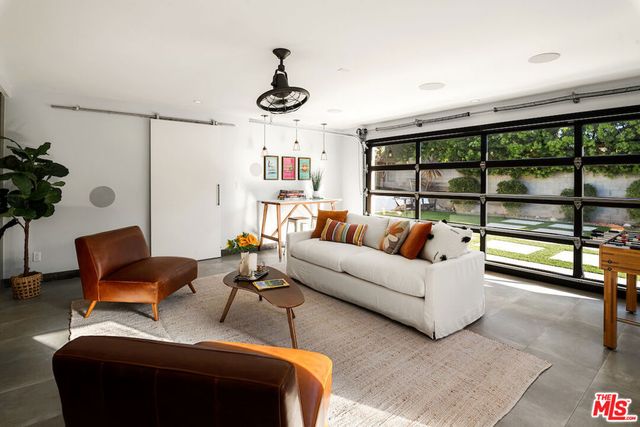 8130 Fordham Road, Los Angeles, CA 90045