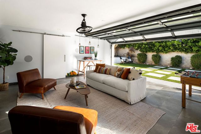 8130 Fordham Road, Los Angeles, CA 90045