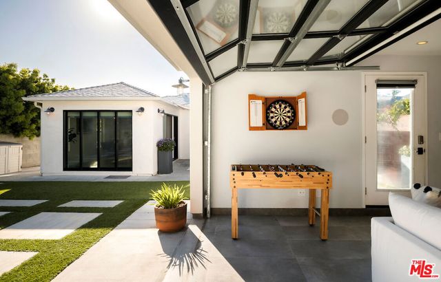 8130 Fordham Road, Los Angeles, CA 90045