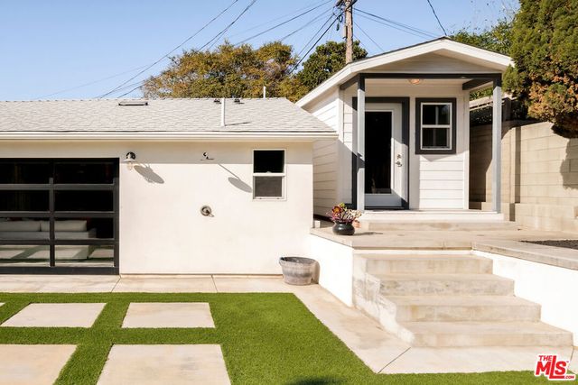 8130 Fordham Road, Los Angeles, CA 90045