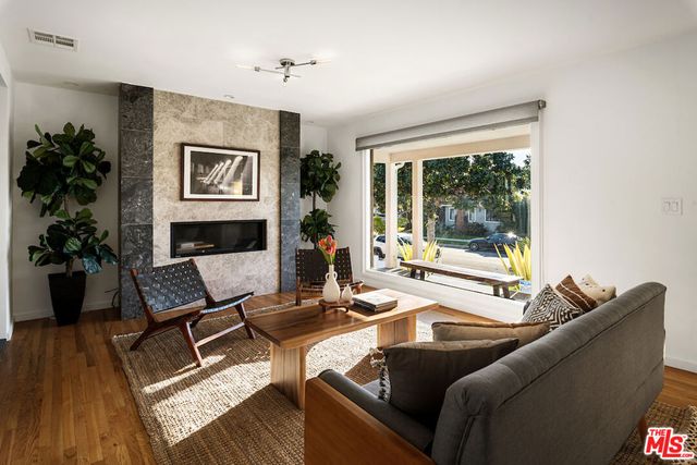 8130 Fordham Road, Los Angeles, CA 90045