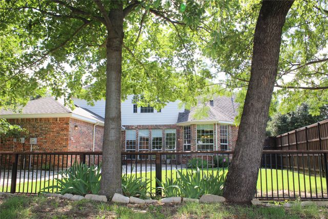 11000 Breezewood Drive, Frisco, TX 75033