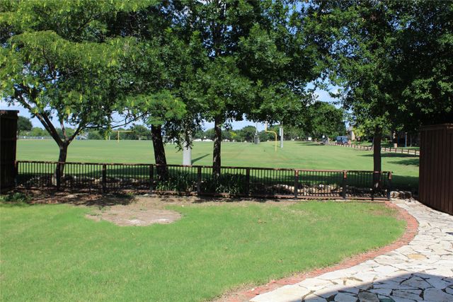 11000 Breezewood Drive, Frisco, TX 75033