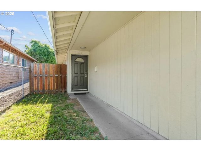 9119 N CHASE Ave, Portland, OR 97217