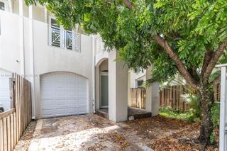 3133 Hibiscus St 3133, Miami, FL 33133
