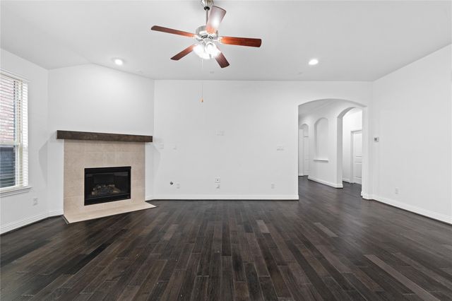 6326 Wolf Run Drive, Katy, TX 77493