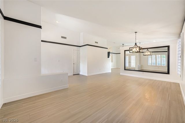 10236 Desert Wind Drive, Las Vegas, NV 89144