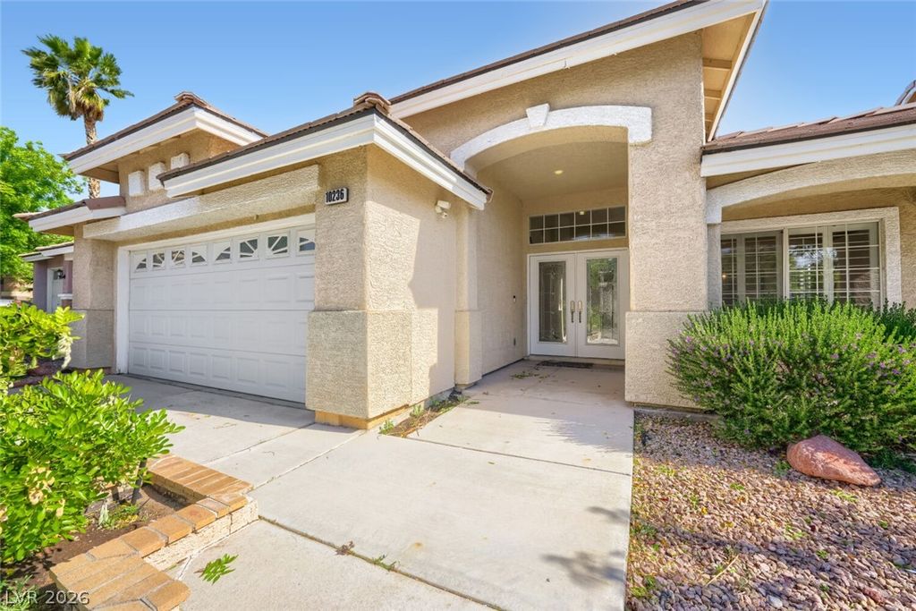 10236 Desert Wind Drive, Las Vegas, NV 89144