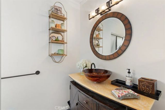 1218 S Westlake Boulevard A, Westlake Village, CA 91361
