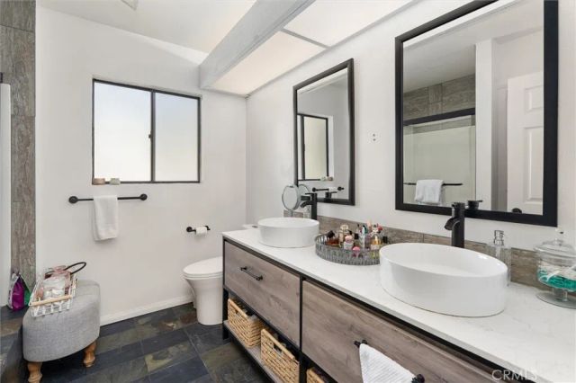 1218 S Westlake Boulevard A, Westlake Village, CA 91361
