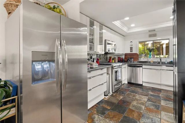 1218 S Westlake Boulevard A, Westlake Village, CA 91361