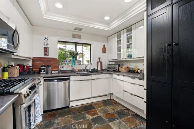 1218 S Westlake Boulevard A, Westlake Village, CA 91361