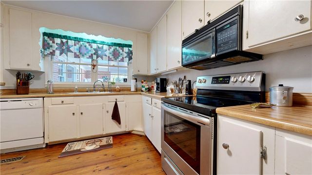 1613 Camellia Drive, Waycross, GA 31501