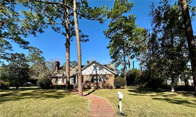 1613 Camellia Drive, Waycross, GA 31501