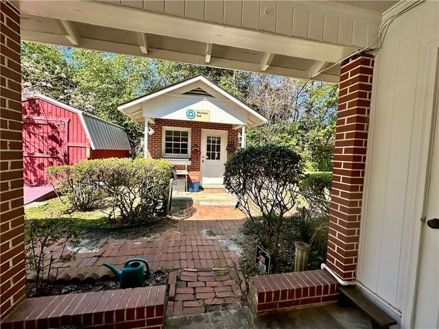 1613 Camellia Drive, Waycross, GA 31501