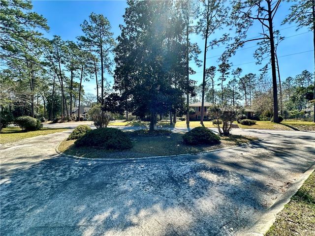 1613 Camellia Drive, Waycross, GA 31501